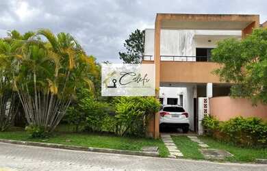 Imagem: A casa em condomínio possui 3 Dormitórios, 2 Banheiros, 2