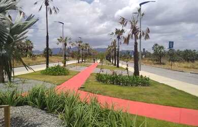 Imagem 10: Loteamento Jereissate 3,Ao Lado Da Cervejaria Heineken Pronto Para Construir...