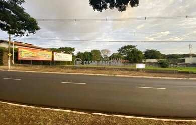 Imagem: O terreno possui 1.327m² de Área e está localizado em Jardim