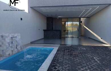 Imagem: A casa possui 2 Dormitórios, 2 Banheiros, 3 Vagas na garagem