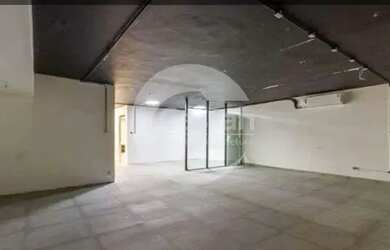 Imagem: O depósito possui 600m² de Área e está localizado em Vila