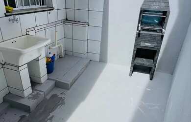 Imagem: A casa possui 2 Dormitórios, 2 Banheiros, 85m² de Área e