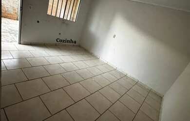 Imagem 4: Vende-se Terreno com Duas Casas - Excelente Oportunidade