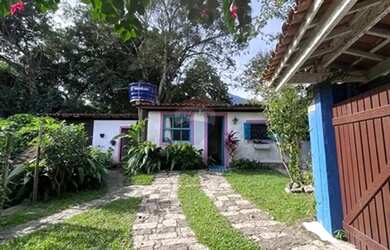 Imagem: A casa possui 5 Dormitórios, 5 Banheiros, 1 Vaga na garagem