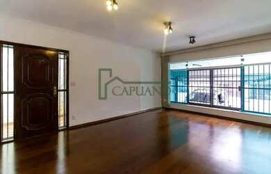 Imagem: A casa possui 3 Dormitórios, 3 Banheiros, 2 Vagas na garagem