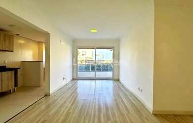 Imagem: O apartamento possui 2 Dormitórios, 2 Banheiros, 2 Vagas na