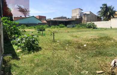 Imagem: O terreno possui 420m² de Área e está localizado em Parque