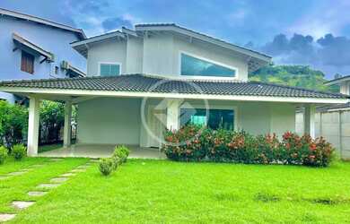 Imagem: A casa em condomínio possui 3 Dormitórios, 2 Banheiros, 4