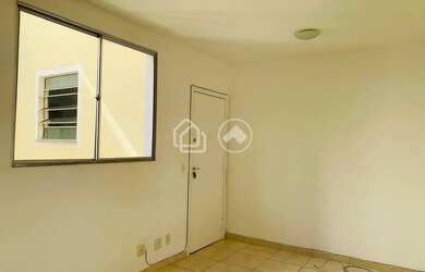 Imagem: O apartamento para alugar possui 2 Dormitórios, 1 Banheiro