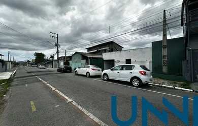 Imagem: A casa possui 2 Dormitórios, 2 Banheiros, 5 Vagas na garagem