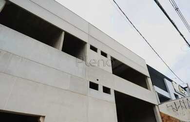 Imagem: O depósito possui 5 Vagas na garagem, 2.500m² de Área e