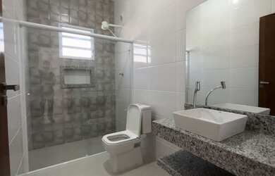 Imagem 16: INCRÍVEL CASA COM PISCINA E OTIMA LOCALIZAÇÃO LER A DESCRIÇÃO