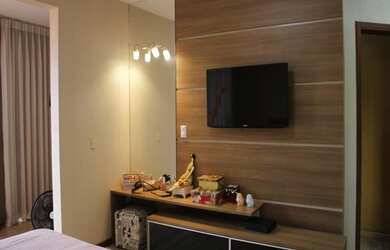 Imagem: A casa em condomínio possui 4 Dormitórios, 5 Banheiros, 2