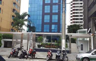 Imagem: O depósito possui 1 Vaga na garagem, 42m² de Área e está