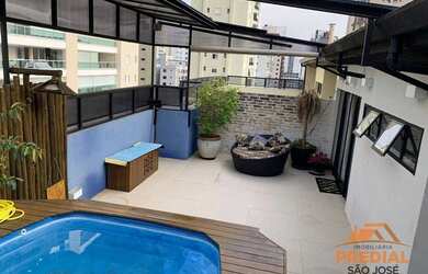 Imagem: O apartamento na cobertura possui 3 Dormitórios, 3 Banheiros