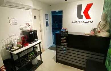 Imagem: O depósito possui 2 Vagas na garagem, 70m² de Área e está