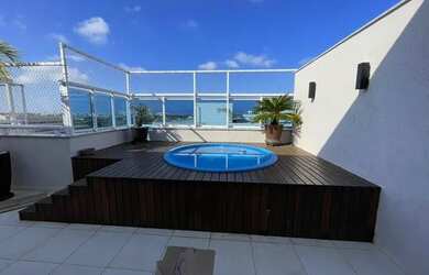 Imagem: O apartamento na cobertura possui 3 Dormitórios, 3 Banheiros