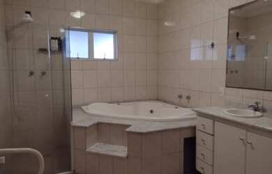 Imagem 5: Casa à venda no Condomínio Portal das Acácias em Santana de Parnaíba...