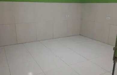 Imagem: A casa possui 2 Dormitórios, 1 Banheiro e está localizado