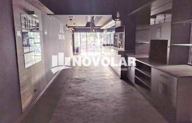 Imagem: O depósito possui 400m² de Área e está localizado em Água