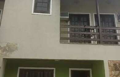 Imagem: A casa possui 2 Dormitórios, 3 Banheiros, 1 Vaga na garagem