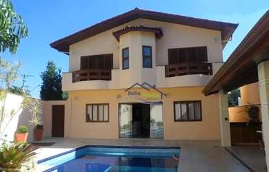 Imagem: A casa em condomínio possui 4 Dormitórios, 5 Banheiros, 5