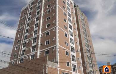 Imagem: O apartamento possui 3 Dormitórios, 4 Banheiros, 2 Vagas na