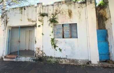 Imagem: A casa possui 3 Dormitórios, 1 Banheiro, 117m² de Área e