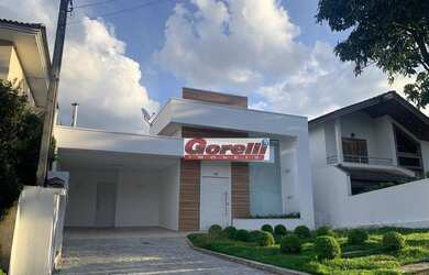 Imagem: A casa em condomínio possui 3 Dormitórios, 4 Banheiros, 4