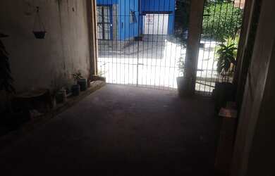 Imagem 1: Aluga-se uma casa. 1 Vaga na garageme2 Dormitórios