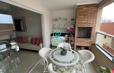 Imagem: O apartamento possui 3 Dormitórios, 2 Banheiros, 2 Vagas na