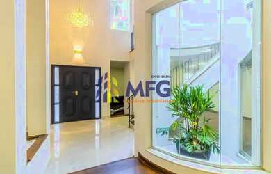 Imagem: A casa em condomínio possui 4 Dormitórios, 5 Banheiros, 4