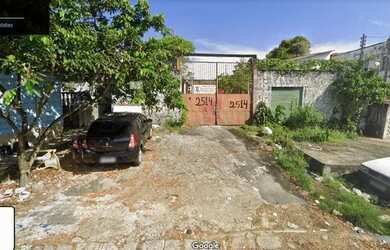 Imagem: O terreno possui 855m² de Área e está localizado em Aleixo