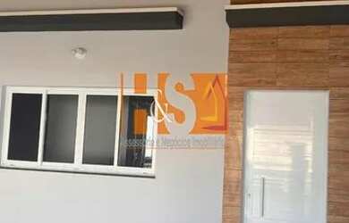 Imagem: A casa possui 2 Dormitórios, 2 Banheiros, 2 Vagas na garagem