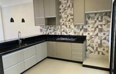 Imagem: A casa em condomínio possui 3 Dormitórios, 5 Banheiros, 4