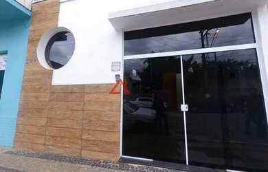 Imagem: A casa possui 3 Dormitórios, 2 Banheiros, 158m² de Área e