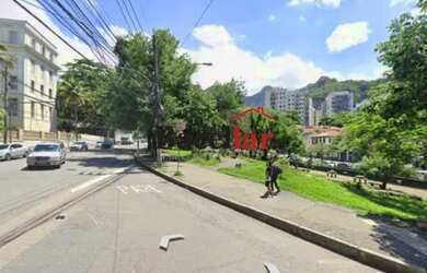 Imagem: A casa à venda possui 3 Dormitórios, 2 Banheiros, 1 Vaga na