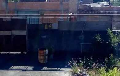 Imagem 1: Venda Casa. 360m² de Área, 5 Vagas na garageme2 Dormitórios