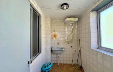 Imagem 8: Apartamento de 3 dormitórios com suíte e sacada no coração de Santa...