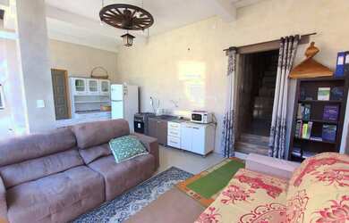 Imagem: A casa possui 5 Dormitórios, 5 Banheiros, 1 Vaga na garagem