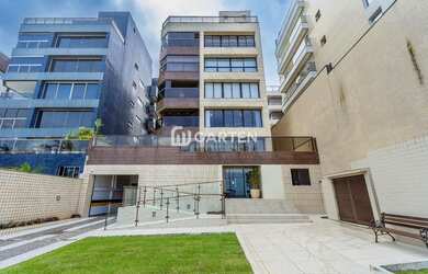 Imagem: O apartamento possui 4 Dormitórios, 3 Banheiros, 2 Vagas na