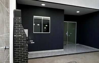 Imagem: A casa possui 3 Dormitórios, 2 Banheiros, 85m² de Área e