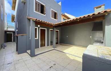 Imagem 15: Casa em Hípica. Churrasqueira, Varanda, Lareirae2 Vagas na garagem