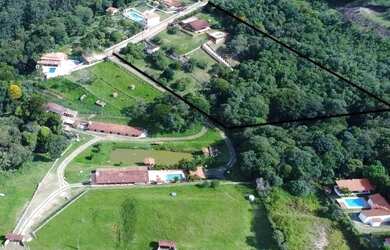 Imagem: A chácara possui 12.500m² de Área e está localizado em