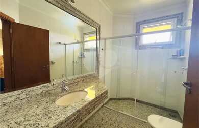 Imagem 11: Casa à venda ou para alugar com 4 quartos, sendo 3 suítes, no condomínio...