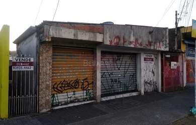 Imagem: O depósito possui 1 Vaga na garagem e 150m² de Área e está