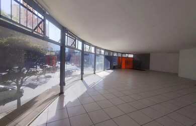 Imagem 16: Loja com área de 70m²