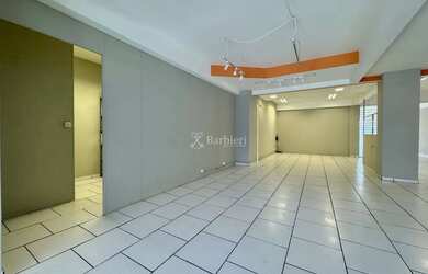 Imagem 16: Sala comercial preparada para escritório no bairro Água Verde em Blumenau/SC