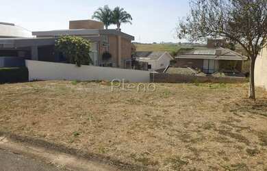 Imagem: O terreno possui 440m² de Área e está localizado em Parque