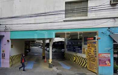 Imagem: O depósito para alugar possui e está localizado em Água